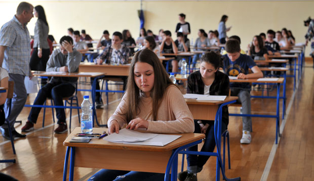 Осмацима на пробном испиту најтежа била геометрија